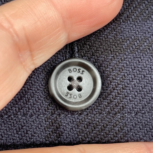 BOSS Owen Shadow Check Button-Up Overshirt size large - Picture 9 of 17